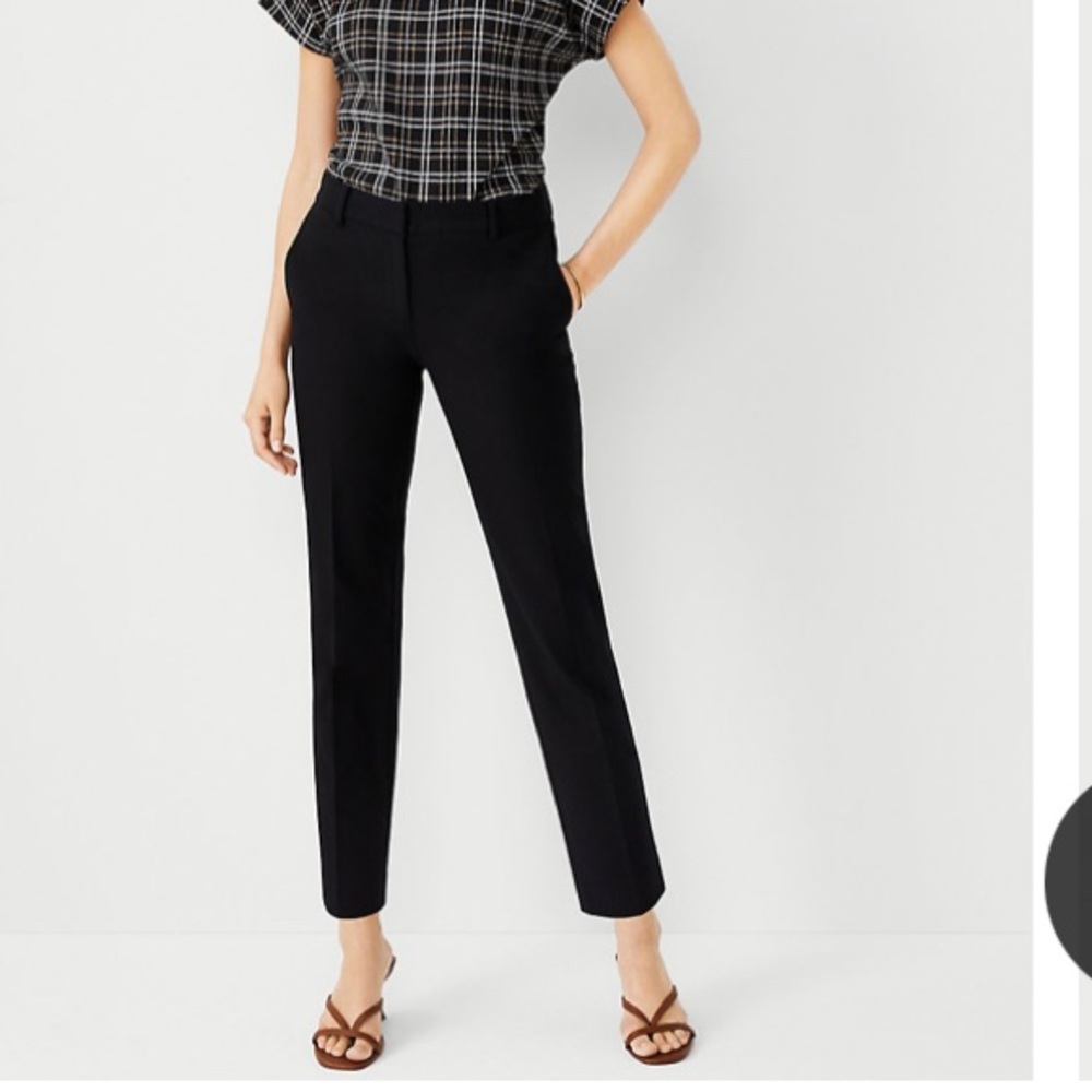 Ann Taylor Ankle Pant Black size 2P